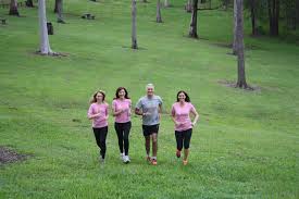 You are using an older browser version. Nine News Brisbane Presenters Davina Smith Melissa Downes Andrew Lofthouse Eva Milic Hit The Slopes Of Mt Coot Tha Trainin Mothers Day Classic Davina Event