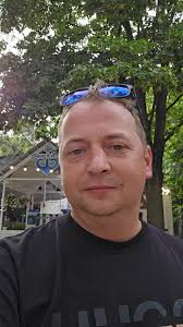 Ныряй в лето! Привет дорогие друзья, приглашаем вас в наш новый гастро бар  который находится на берегу Днестра, где вы сможете насладиться вкуснейшими  раками, испанской мидией, устрицей, креветкой и ...