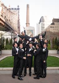 Be on wedding ceremony duty. Must Do Poses For Photos Of The Groom And Groomsmen