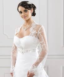 Acquista abbigliamento taglie forti & curvy a prezzi scontati grazie ai saldi sulle taglie forti di boohoo. Coprispalle Elegante Sposa E Mamma Della Sposa Taglie Forti Fatto In Tulle