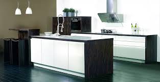 Quadre Tetra Ii Dunkles Holz Mit Weiss Kombiniert