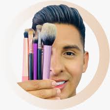 Antonio Aragon Salon