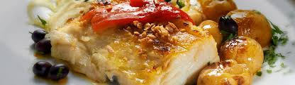 Esta receta tradicional de bacalao a la portuguesa, que podréis preparar fácilmente para elaborar esta receta para unas cuatro personas necesitamos medio kilo de bacalao desalado, 4 patatas, 2. Comidas Tipicas De Portugal