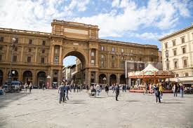 Duomo is the historic and geographic center of florence. 15 Top Tourist Attractions In Florence With Map Photos Touropia