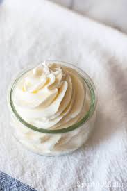 Swiss Meringue Buttercream Recipe In 2020 Swiss Meringue Buttercream Frosting Recipes Swiss Meringue