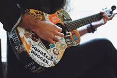 Delaware Friends of Folk Pick In (October)