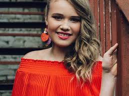 Erin Mai Grove music, videos, stats, and photos