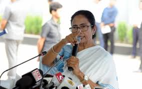 Tmc supremo and chief minister mamata banerjee, who rushed to nizam palace in the city after cbi arrested two of her senior cabinet colleagues firhad hakim and subrata mukherjee in. Doctors Strike Kolkata Mayor S Daughter Ashamed At Mamata S Inaction British Asia News
