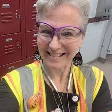 Robyn Graves (RobynGraves61)