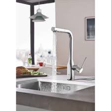 single handle pull out kitchen faucet