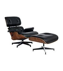 Design 101 19 Iconic Chairs Everyone Should Know Eames Lounge Chair Iconic Chairs Eames