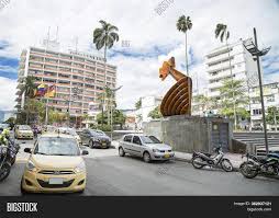 Todos los diagramas climáticos de esta página son el resultado de los datos recopilados de 4 estaciones de medición in. Ibague Tolima Image Photo Free Trial Bigstock