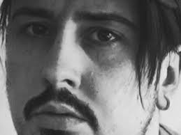 Bailey Snow shares sparkling anthem with "Pink Diamonds"