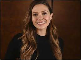 Elizabeth olsen is married, and she revealed the major news in the most subtle way. 5xdmfk2p1v94vm