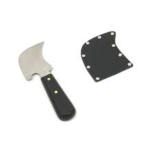 This is the most popular type of carpet fitters and hard floor installers knives. Quarter Moon Crescent Spatula Trimming Knife Leather Sheath Safety Pouch Vinyl Flooring Buy Online In Azerbaijan At Azerbaijan Desertcart Com Productid 52599417
