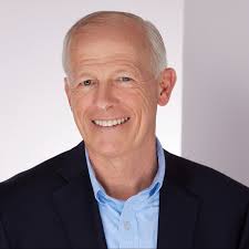 Gil Campos's Instagram, Twitter & Facebook