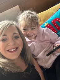 Alisha Currie's Instagram, Twitter & Facebook