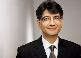 Allianz Commercial mines Marsh for financial lines leader