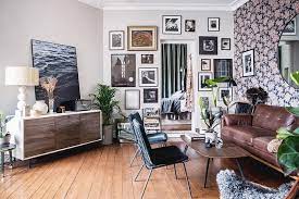 Feng shui followers think a home with good fengshui can bring good luck for people living in it while bad feng shui may cause bad effects. 27 Feng Shui Living Room Tips Rules Location Design Furniture And Items Fengshuinexus