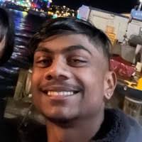 900+ Profile mit dem Suchbegriff „Ângelo“