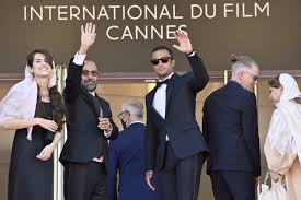 One of the best films at the 2021 cannes film festival is a norwegian romantic drama about a young woman on the verge of turning 30. Z3rqf Rx7skxnm