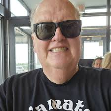 What's the best pizza place besides Johnnie's or Al's?