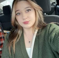 💚Miss Kayla💚 Miss Kayla has been at Theo's for almost TWO years! She  actually started as our kitchen person, and ended up falling in love with  the Littles so much, that she