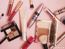 10 Amazing Beauty Tips From The World S Best Makeup Artists Liveglam Best Makeup Products Best Makeup Artist Beauty Hacks