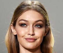 Bella hadid was born in 09 october 1996 in los angeles, california, u.s. Gigi Hadid S Diet Plan And Daily Fitness Routine For A Toned Body