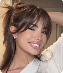 Laura Mcateer's Instagram, Twitter & Facebook