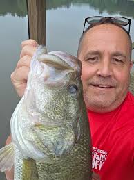 Howzit Guys, do you know where I can get an Alabama Rig from?