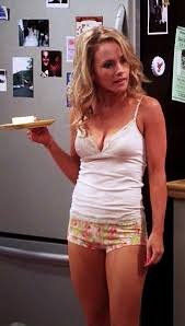 Kelly Stables Two And Half Men Dois Homens E Meio Dois Homens Homens