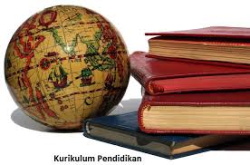 Secara etimologis, kurikulum berasal dari kata dalam bahasa latim curir yang artinya pelari, dan pengertian kurikulum mengalami perkembangan selaras dengan perkembangan masyarakat dan. Pengertian Kurikulum Pendidikan Islam Pengertian Ilmu