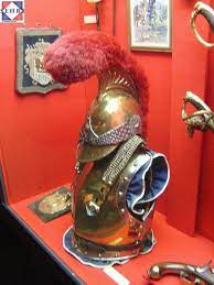 Casque Et Cuirasse De Carabinier Napoleonic Wars Napoleon Military Uniform