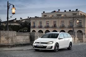 Inside, things are also borrowed from its hatchback sibling, along the volkswagen golf gtd variant is believed to be unveiled at the 2014 paris motor show, this. Vw Golf 7 Gtd Variant Der 184 Ps Powerdiesel Als Kombi