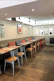 Epingle Sur En Interieur Restaurant Bar Interior Design Decoration Inn Restaurant