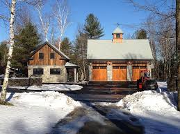 One of many advantages is that a post and beam home does not have the design limitations found with a stacked log package due to settling. Timber Frame Homes Brooks Post Beam