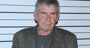 Jak spowolnić starzenie mózgu? Neurolog: codziennie robię te siedem rzeczy 