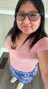 Justine Mendez's Instagram, Twitter & Facebook