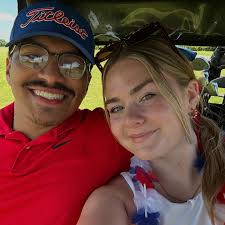 Courtney Donnelly™️