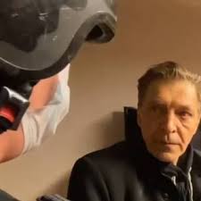 Alexander glebovich nevzorov is a russian and soviet television journalist, a film director and a former member of the russian parliament. Ejksafg14ilr5m