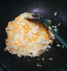 Nasi goreng ini adalah sebuah nasi yang dimasak dengan bumbu sederhana,perhatikan dibawah ini ya. Review Bumbu Racik Nasi Goreng Indofood Buat Yang Bosan Dengan Yang Spesial Talktoind