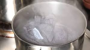 3 Ways To Remove Built Up Frost From Your Freezer Wikihow