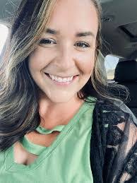 Trista Chapman's Instagram, Twitter & Facebook