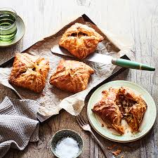 Beef mince cottage pie with. Beef Mince Lardon And Havarti Pies