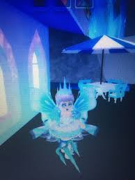 Winter Queen Rh Outfit Halloween Event Unique Outfits Creative Design