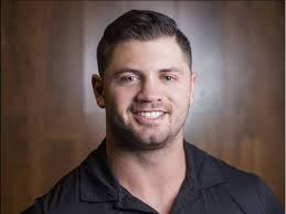 How to Earn a 6-Figure Salary As a Personal Trainer, From 3 Experts