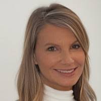 Dominique Doyle's Instagram, Twitter & Facebook