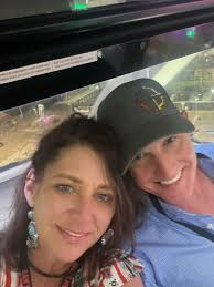 man's toxic behavior in a relationship