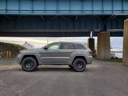 Image result for Sting Grey 2020 Grand Cherokee